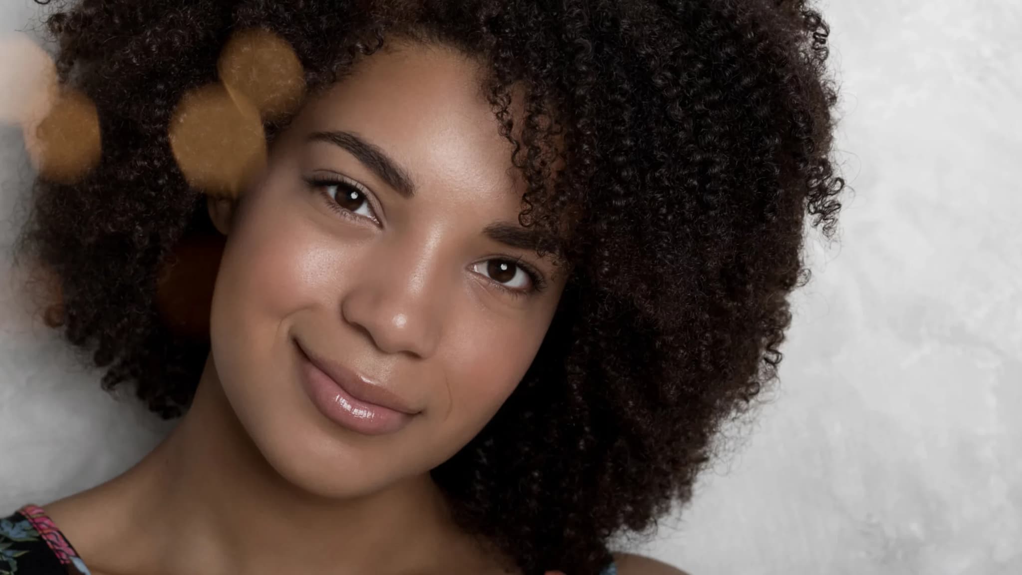 Building a Curly Hair Routine That Actually Holds Moisture