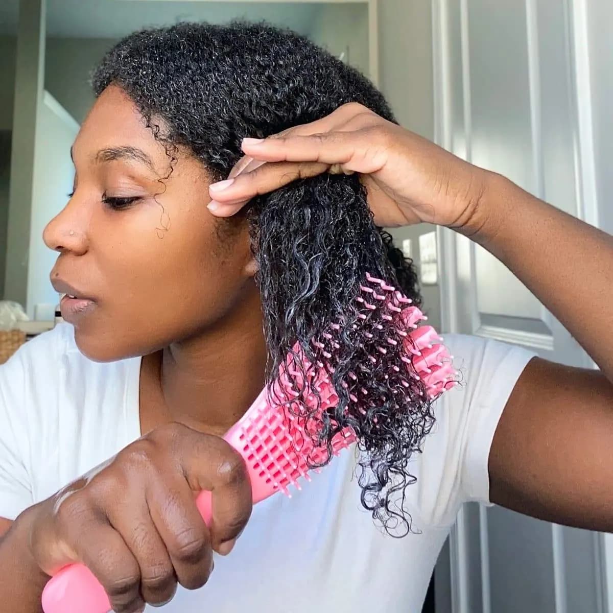 Detangling Brush for Curly & 4C Hair — The Wonderbrush™, photo 5 of 9
