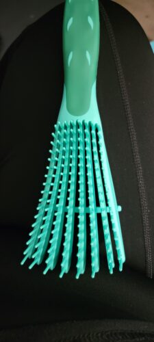 The Wonderbrush™ - Easy Detangler Brush photo review